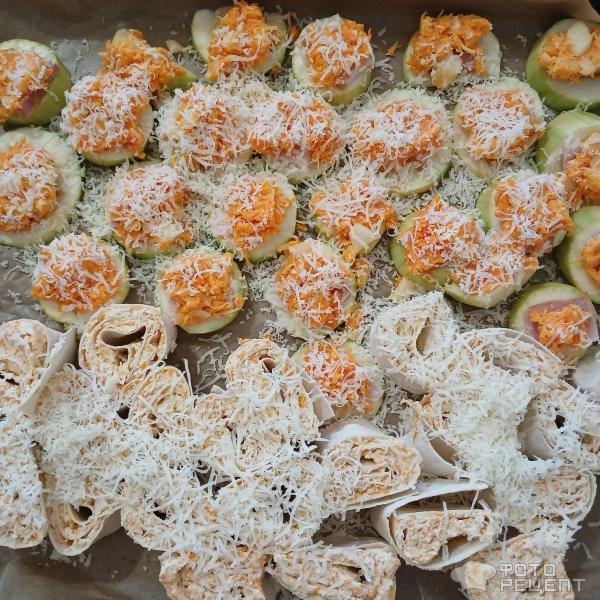 Рецепт: Запеченные кабачки с морковно-сырной начинкой-просто и вкусно! - С копчёным салом Рецепт: Запеченные кабачки с морковно-сырной начинкой-просто и вкусно! - С копчёным салом