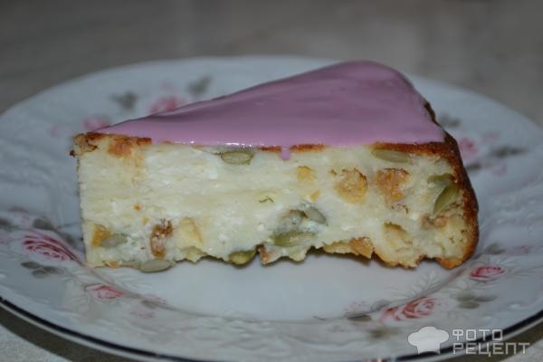 Рецепт: Запеканка творожно-фруктовая - С изюмом, тыквенными семечками и сиропом из смородины Рецепт: Запеканка творожно-фруктовая - С изюмом, тыквенными семечками и сиропом из смородины