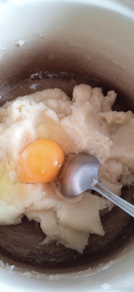 Рецепт: Заварные пирожные с шоколадной глазурью - в духовке