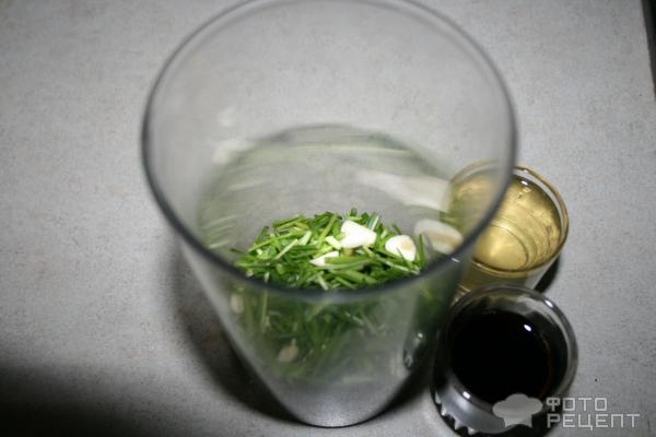 Рецепт: Зеленый соус - Из стеблей различной зелени Рецепт: Зеленый соус - Из стеблей различной зелени