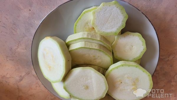 Рецепт: Жареные кабачки в грибном соусе - ароматное блюдо в духовке