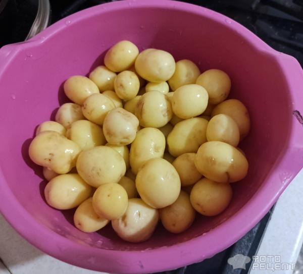 Рецепт: Жареный картофель молодой - На сковороде, с зеленью и специями! Рецепт: Жареный картофель молодой - На сковороде, с зеленью и специями!