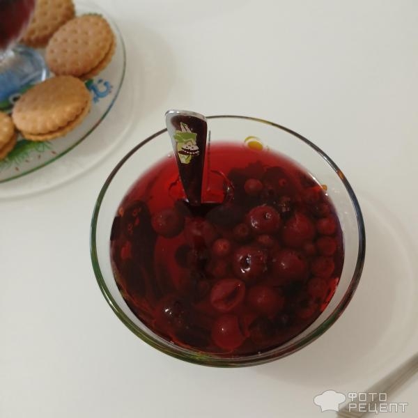 Рецепт: Желе черешневое - Лёгкий летний десерт с черешней и чёрной смородиной. Рецепт: Желе черешневое - Лёгкий летний десерт с черешней и чёрной смородиной.