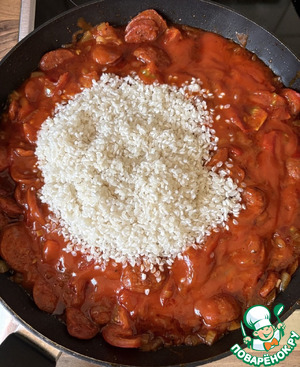 Рис с чоризо и овощами