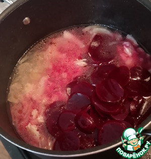 Ризотто в кокосово-свекольном соусе