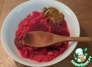 Ризотто в кокосово-свекольном соусе