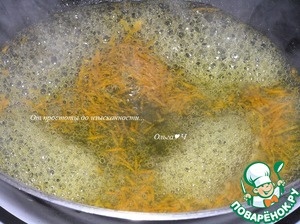 Рождественский гусь с фруктами и картофелем Рождественский гусь с фруктами и картофелем