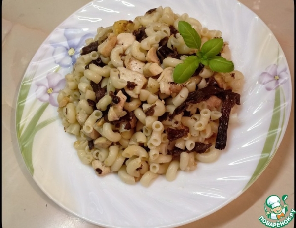 Рожки с грибами и курицей Рожки с грибами и курицей