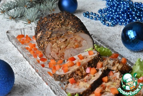 Рулет из индейки с беконом Рулет из индейки с беконом