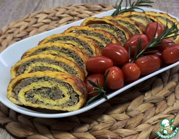 Рулет из простых продуктов Рулет из простых продуктов