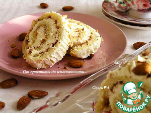 Рулет на сгущёнке с миндалём