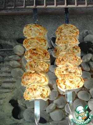 Рулетики-гриль из лаваша с индейкой