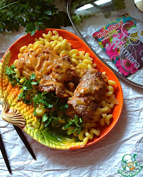 Рулетики с сыром и жареным луком