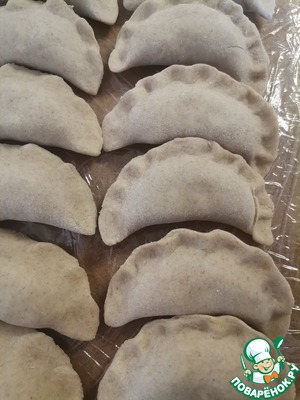 Ржаные вареники с картофелем и грибами