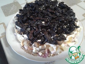 Салат "Ананасы под шубой"