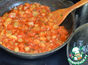 Салат "Анкл Бенс" с кабачками и яблоками
