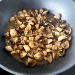 Салат. Грибы и фасоль с постным майонезом