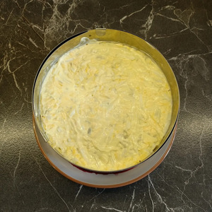 Салат &laquo;Грузди под сугробом&raquo;