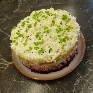 Салат &laquo;Грузди под сугробом&raquo;