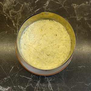 Салат &laquo;Грузди под сугробом&raquo;