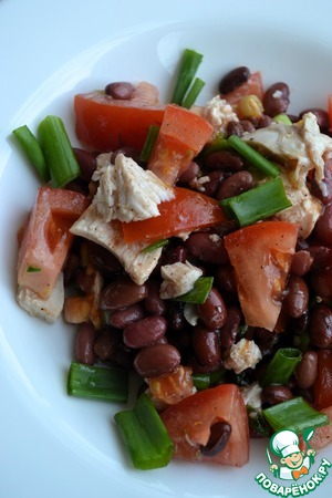 Салат из курицы с фасолью Салат из курицы с фасолью