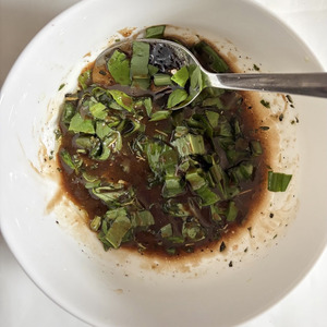 Салат из маринованной стручковой фасоли