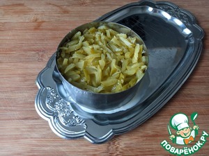 Салат из печени с сырным майонезом