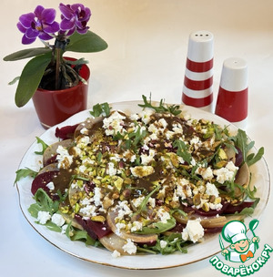 Салат из свеклы и карамелизированной груши Салат из свеклы и карамелизированной груши