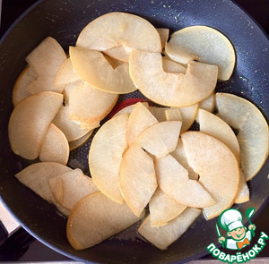 Салат из свеклы и карамелизированной груши Салат из свеклы и карамелизированной груши