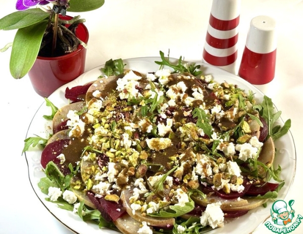 Салат из свеклы и карамелизированной груши Салат из свеклы и карамелизированной груши