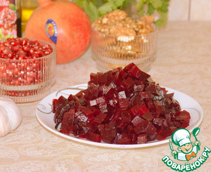Салат из свеклы с гранатом Салат из свеклы с гранатом
