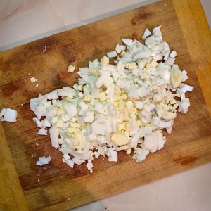 Салат из свежей капусты с яйцом Салат из свежей капусты с яйцом