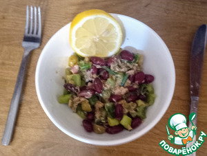 Салат из тунца и фасоли Салат из тунца и фасоли