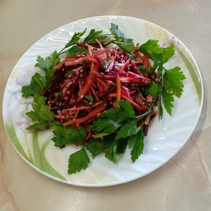 Салат "Яркий" Салат "Яркий"