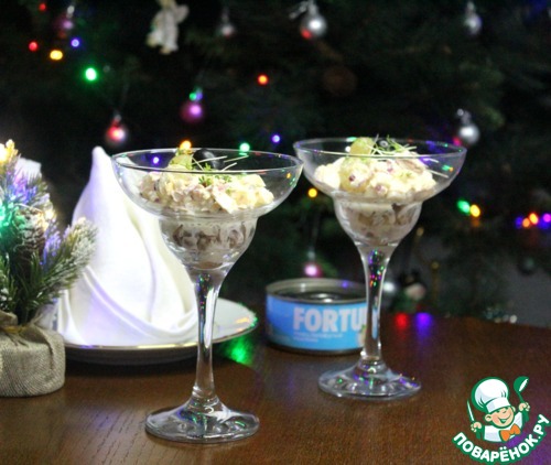 Салат "Праздничное настроение", порционная подача Салат "Праздничное настроение", порционная подача