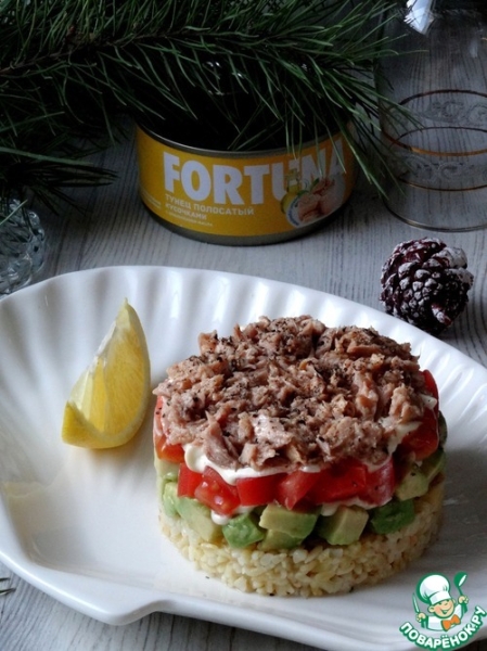 Салат с булгуром и тунцом