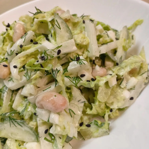 Салат с фасолью и пекинской капустой Салат с фасолью и пекинской капустой