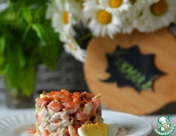 Салат с фасолью и уткой