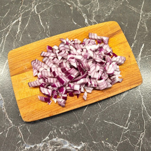 Салат с горошком, картофелем и сельдью Салат с горошком, картофелем и сельдью