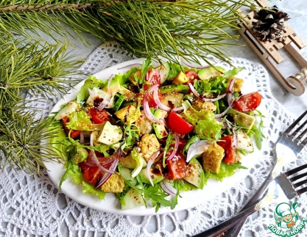 Салат с индейкой и авокадо