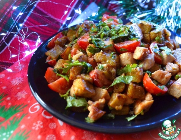 Салат с индейкой и хрустящими баклажанами Салат с индейкой и хрустящими баклажанами