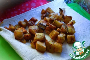 Салат с индейкой и хрустящими баклажанами Салат с индейкой и хрустящими баклажанами