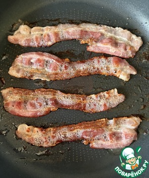 Салат с картофелем, креветками и беконом Салат с картофелем, креветками и беконом