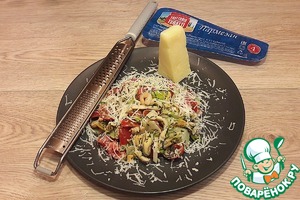 Салат с коктейлем из рассольных морепродуктов