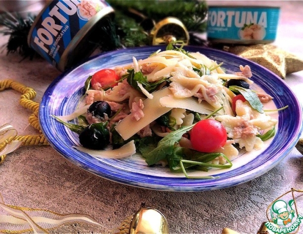 Салат с консервированным тунцом и фарфалле Салат с консервированным тунцом и фарфалле