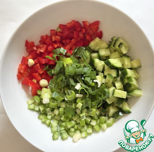 Салат с креветками "8 Марта"