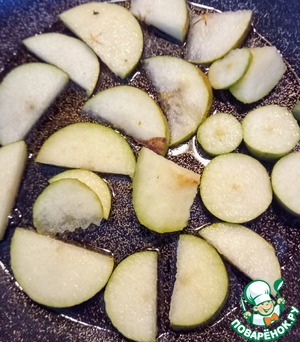 Салат с креветками и грушей Салат с креветками и грушей