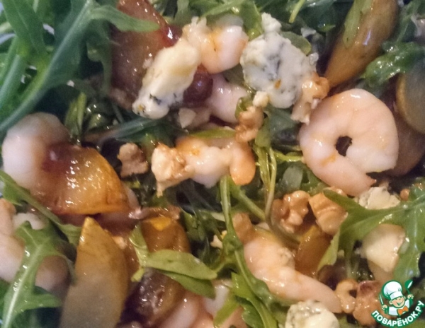 Салат с креветками и грушей Салат с креветками и грушей