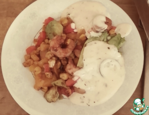 Салат с креветками и кукурузой Салат с креветками и кукурузой