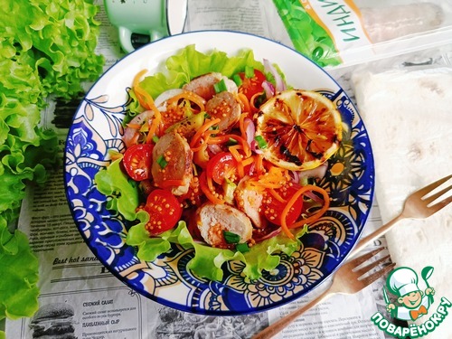 Салат с купатами и острой морковью Салат с купатами и острой морковью